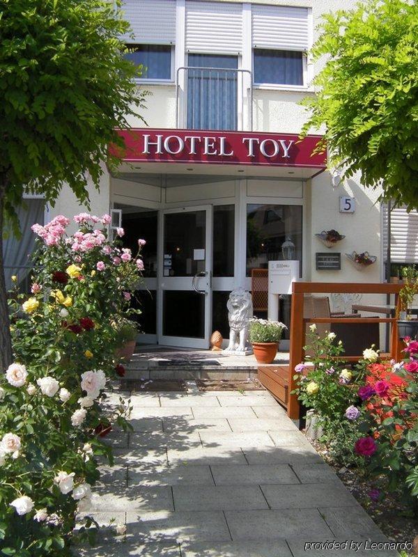 Hotel Toy Ґерлінґен Екстер'єр фото